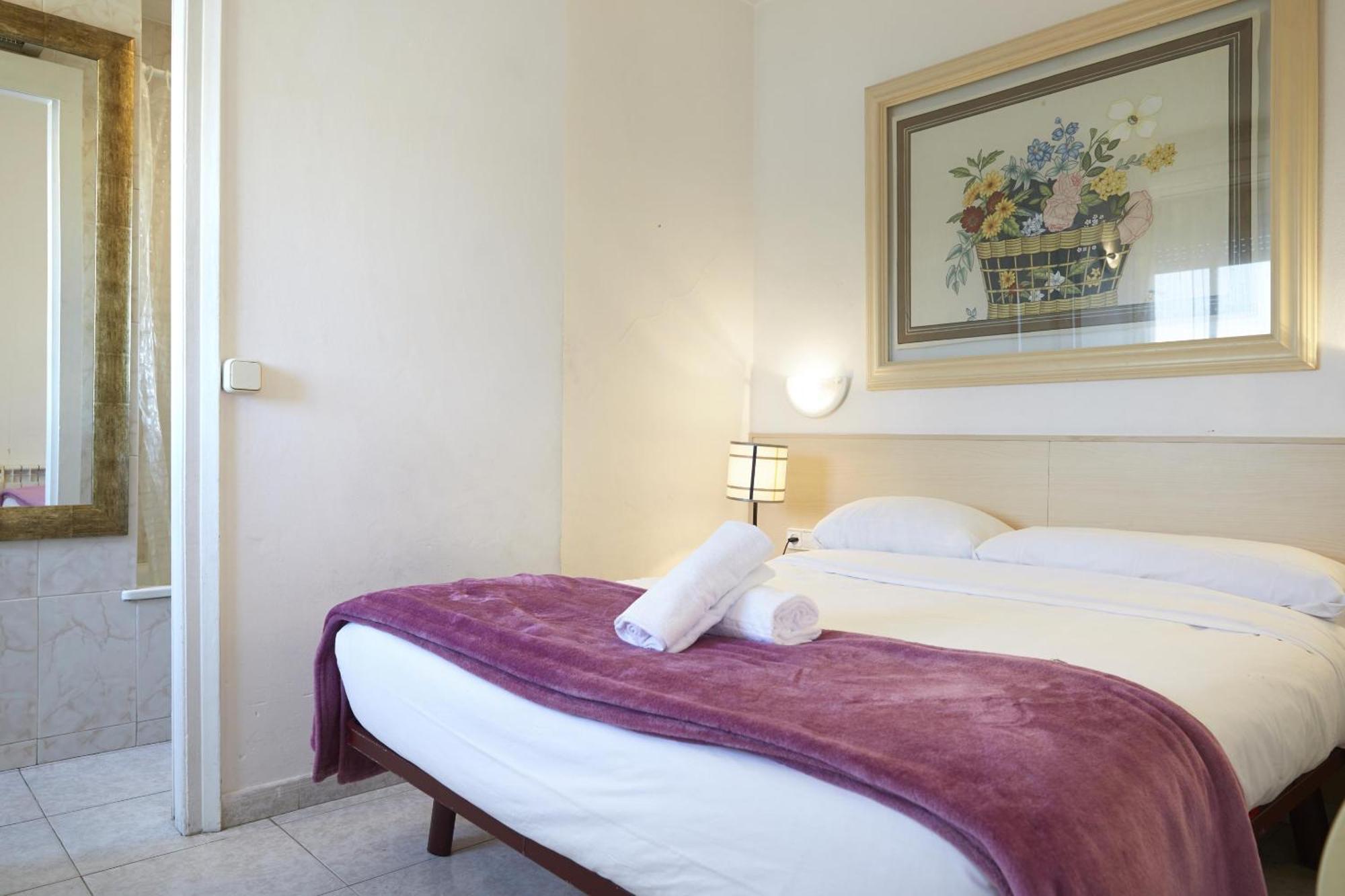 Apartamentos Calvet Barselona Dış mekan fotoğraf