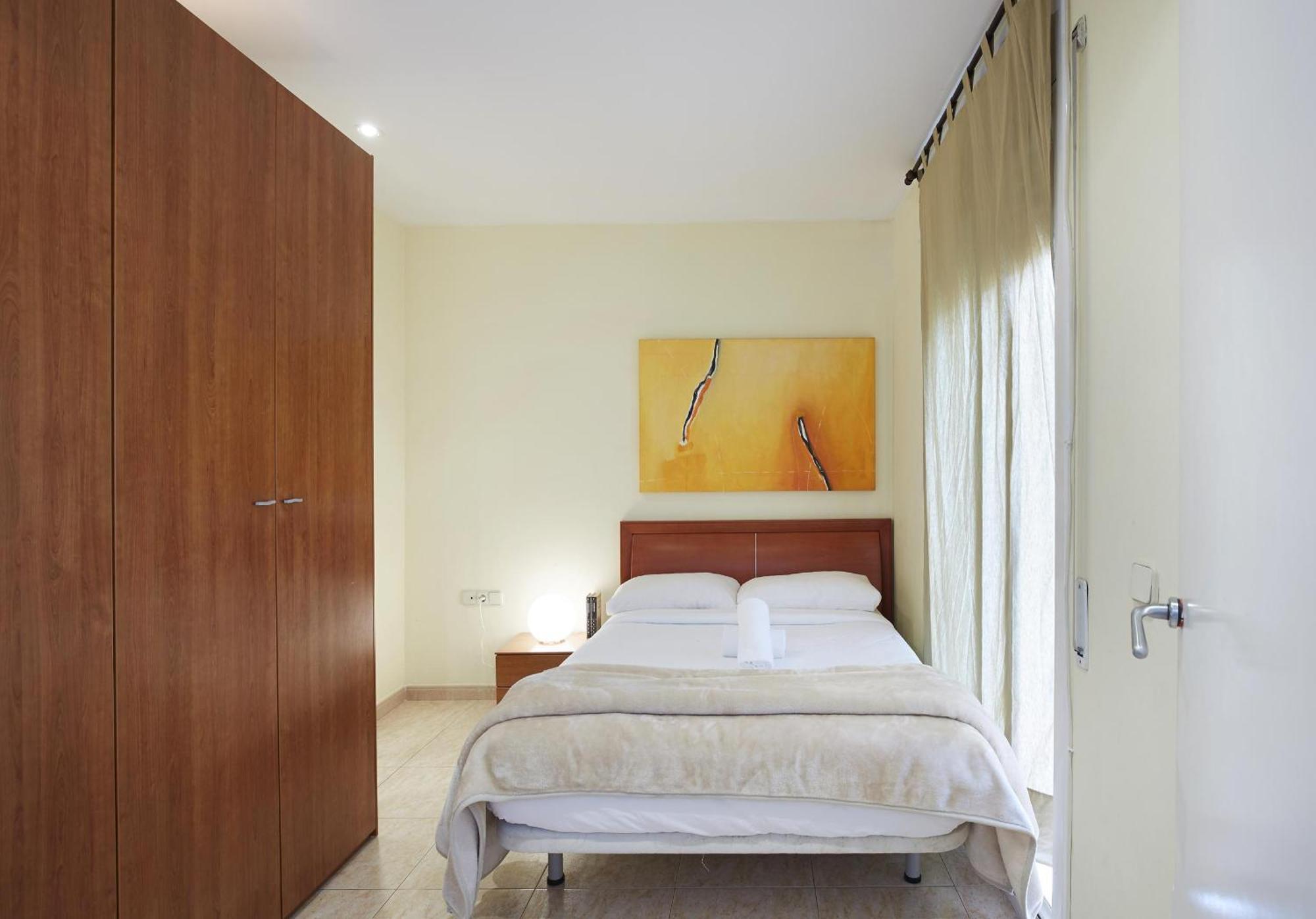 Apartamentos Calvet Barselona Dış mekan fotoğraf