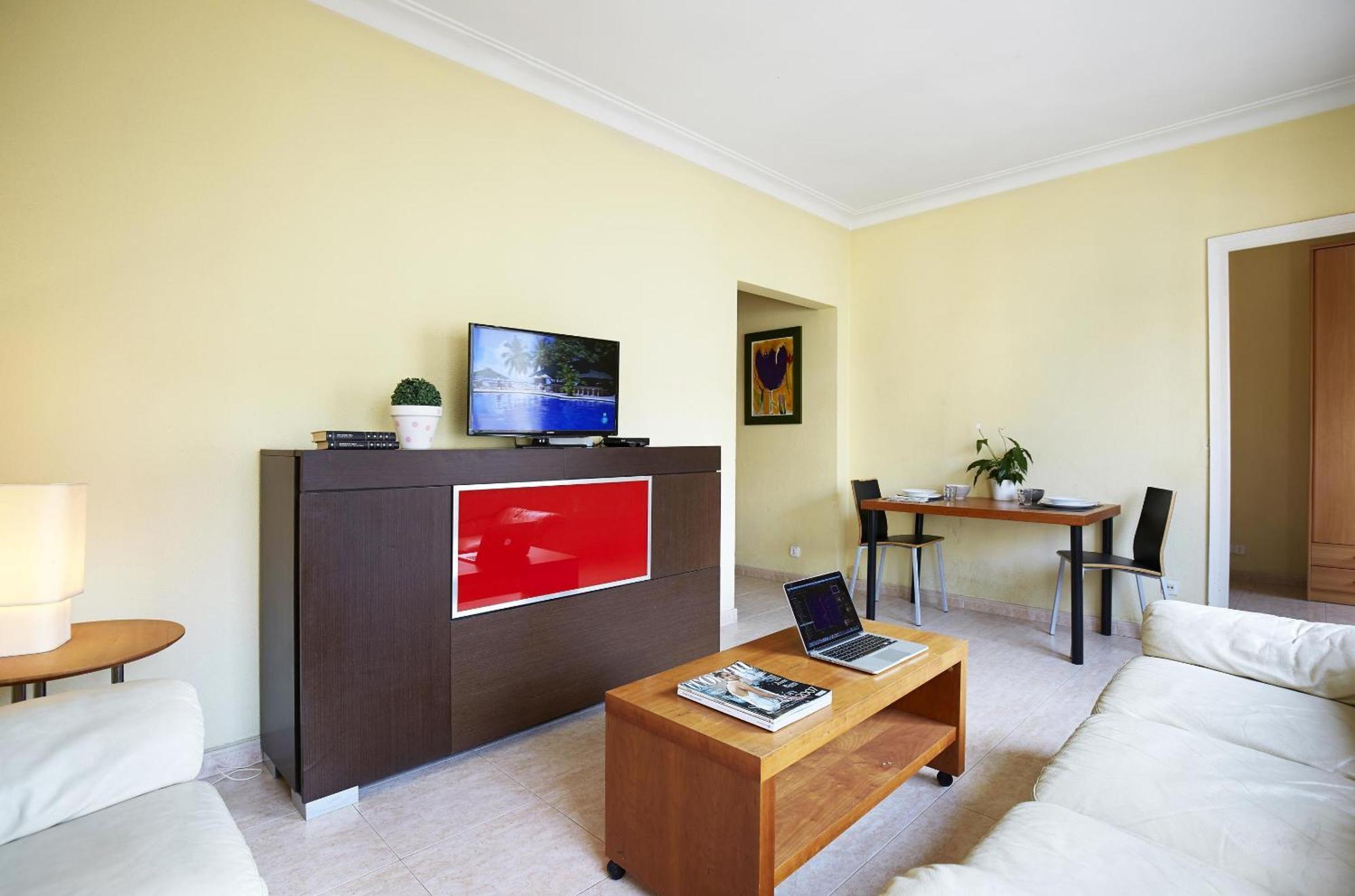 Apartamentos Calvet Barselona Dış mekan fotoğraf