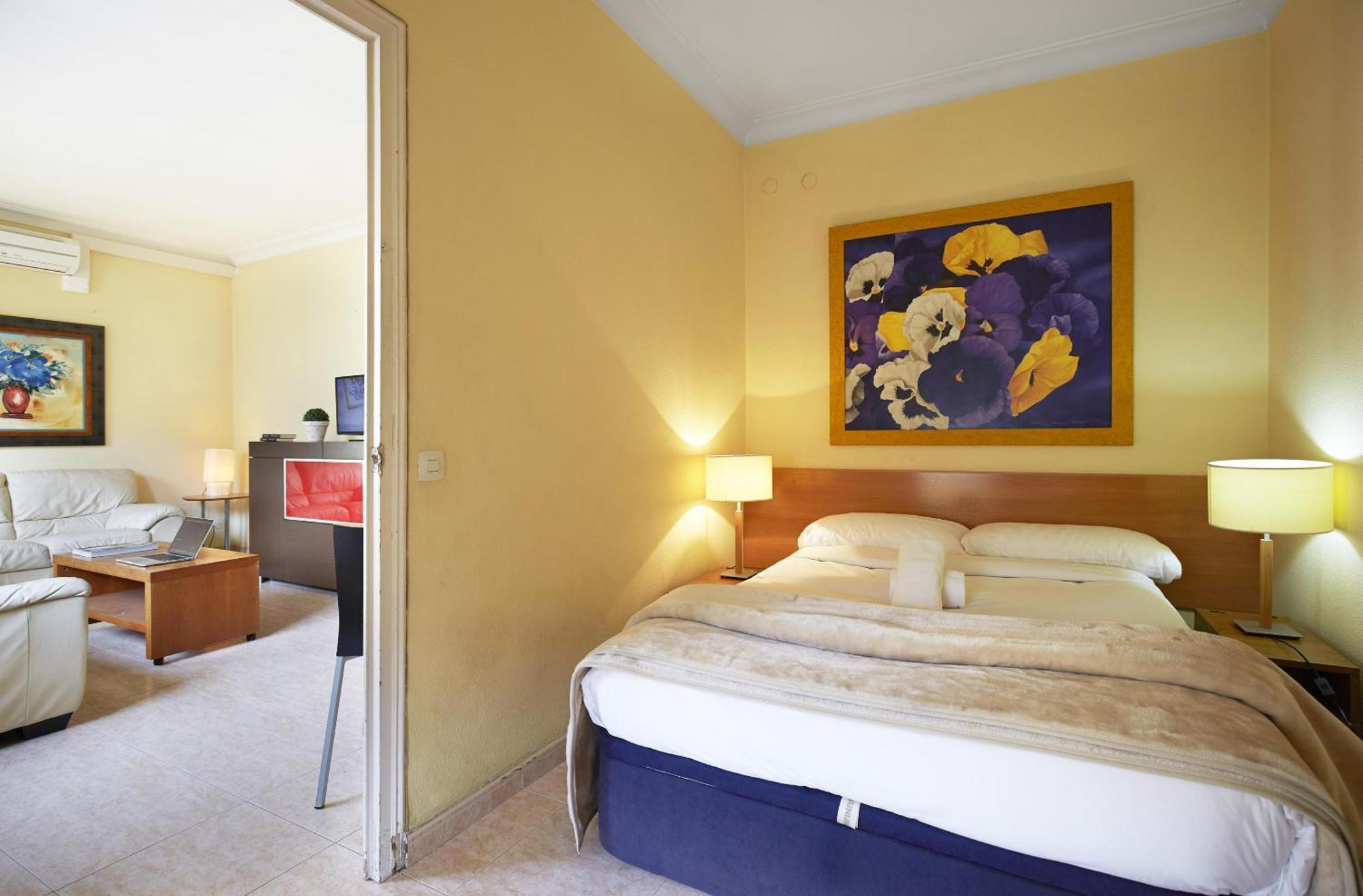 Apartamentos Calvet Barselona Dış mekan fotoğraf