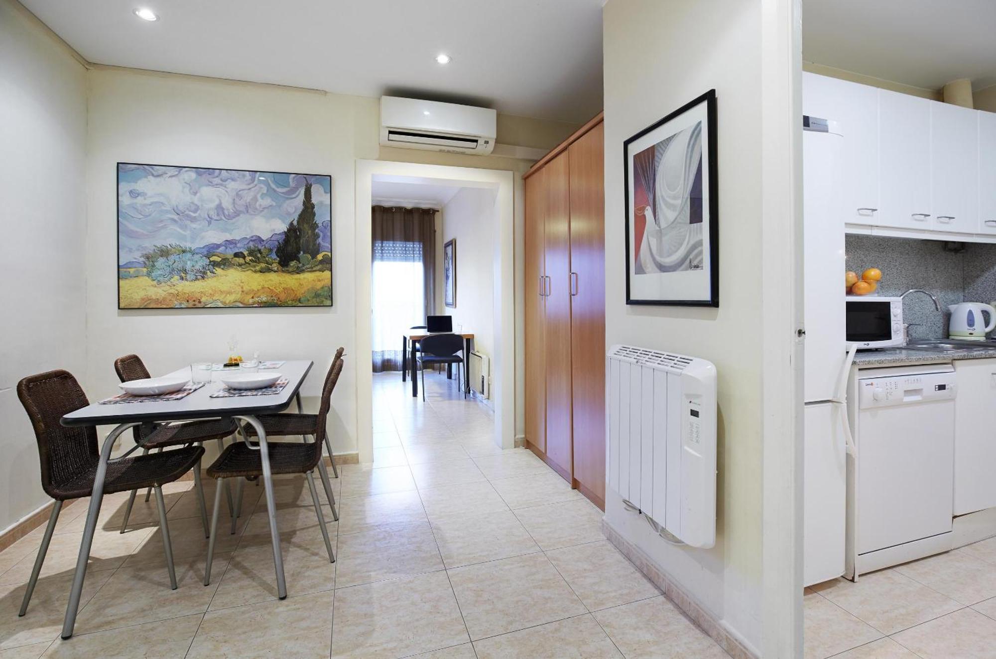 Apartamentos Calvet Barselona Dış mekan fotoğraf